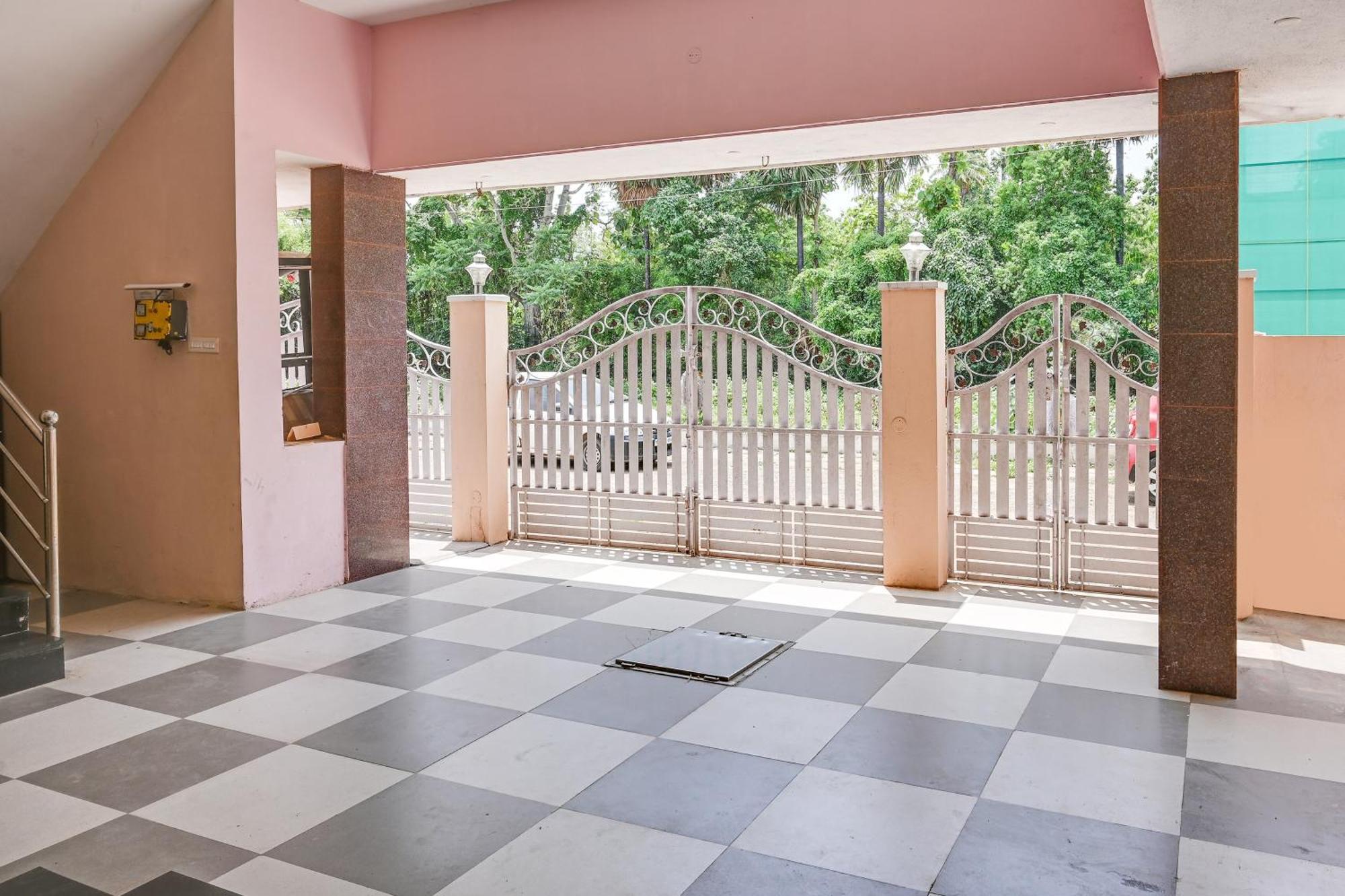 Hotel O Sharin Service Apartments Suramangalam ภายนอก รูปภาพ